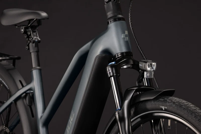 Cube Touring Hybrid Deluxe SLX 800 Wh E-Trekkingbike Trapeze 28" slabgrey´n´chrome