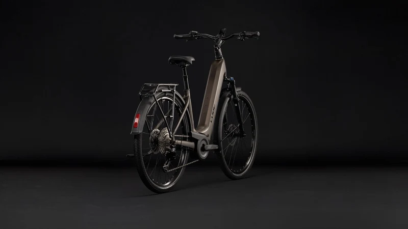 Cube Touring Hybrid Pro 800 Wh E-Trekkingbike Easy Entry 28" metallicumbra´n´black
