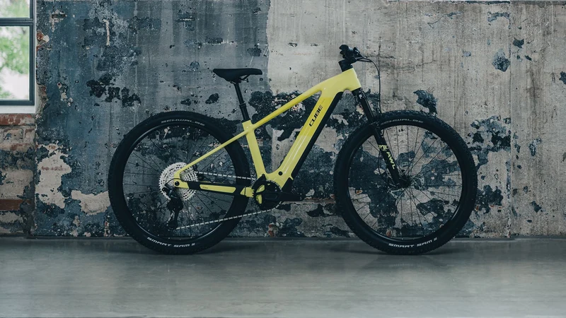 Cube Reaction Hybrid Race 800 Wh E-Bike Hardtail Diamant bananasplit´n´black