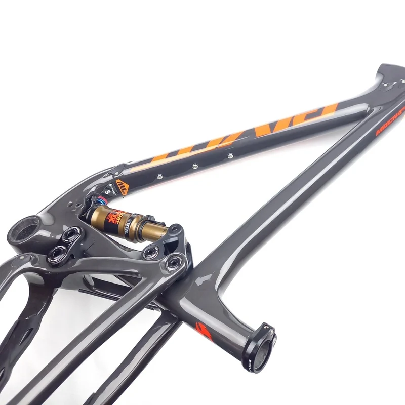 PIVOT Mach 4 SL V2 Carbon Rahmen inkl. FOX DPS Factory Remote Dämpfer (Größe S)