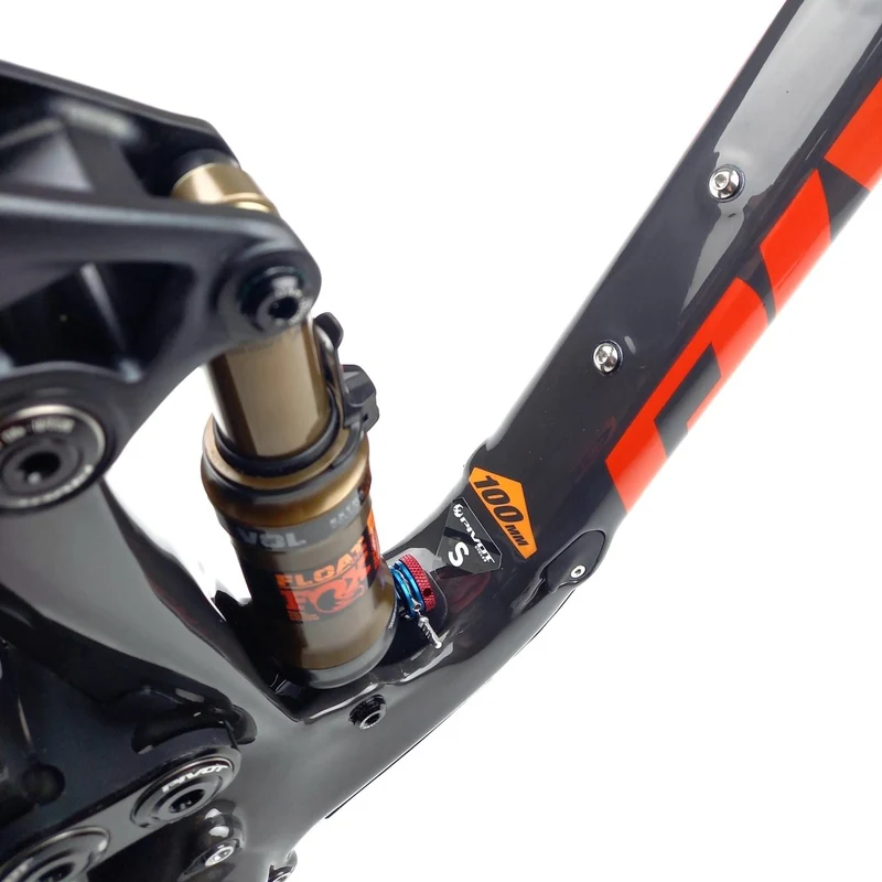 PIVOT Mach 4 SL V2 Carbon Rahmen inkl. FOX DPS Factory Remote Dämpfer (Größe S)