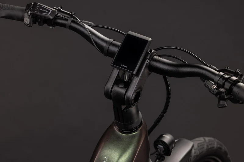 Cube Kathmandu Hybrid EXC 800 Wh E-Trekkingbike Easy Entry 28" stellar´n´chrome