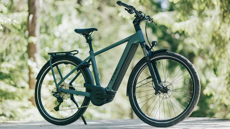 Cube Kathmandu Hybrid Pro 800 Wh E-Trekkingbike Diamant 28" smaragdgrey´n´black