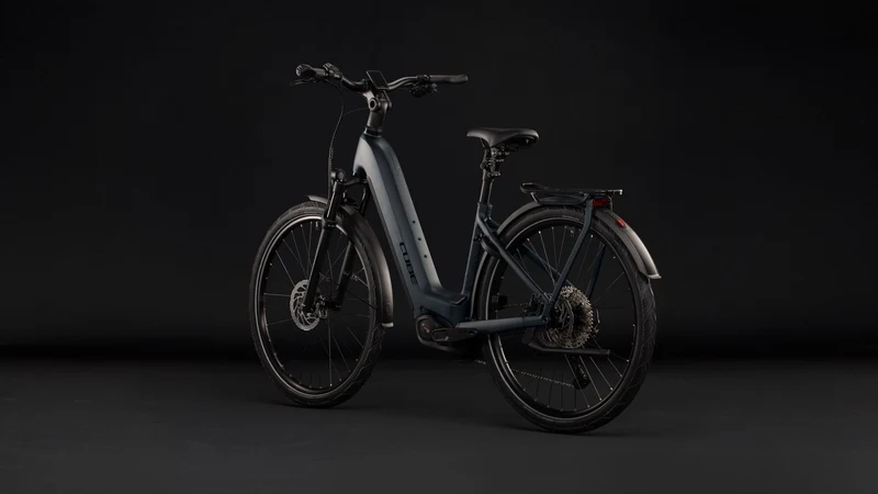 Cube Kathmandu Hybrid Pro 800 Wh E-Trekkingbike Easy Entry 28" coal´n´black