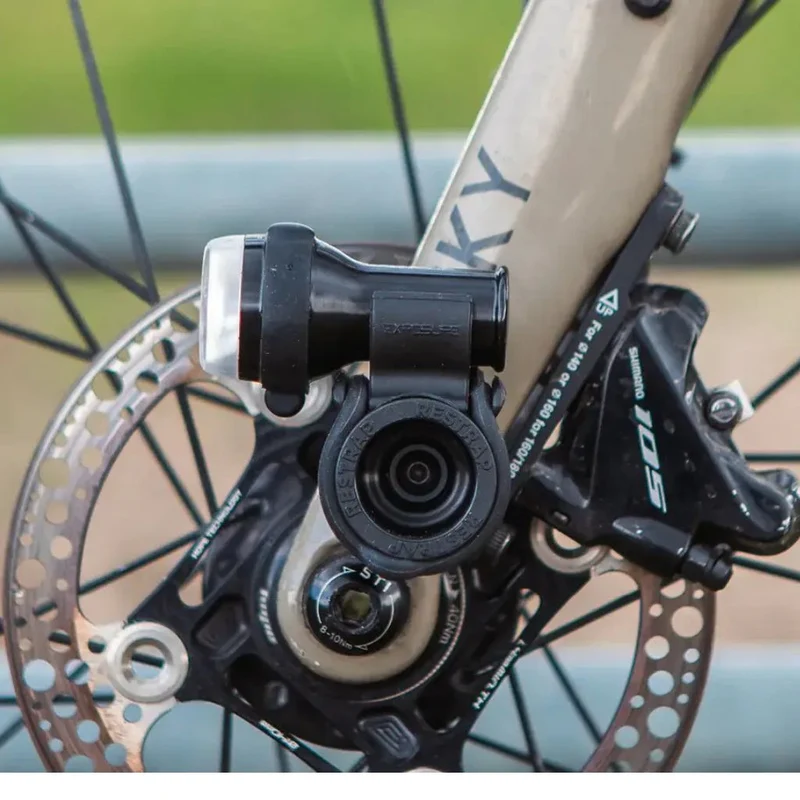 Support d'éclairage pour œillets filetés M5 Restrap Light Mount