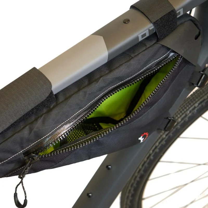 Sacoche de cadre Revelate Designs Sandur avec poche à eau