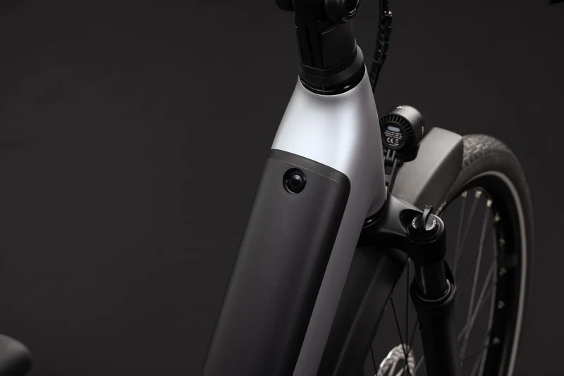 Cube Supreme Hybrid Deluxe Pro 600 silverstar´n´reflex EE 2027
