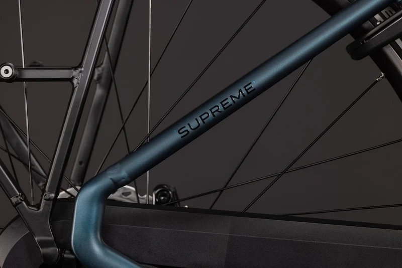 Cube Supreme RT Hybrid Comfort EX 600 royalgreen´n´black EE 2027