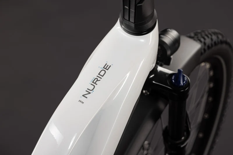 CUBE Nuride Hybrid Performance 720 metallicwhite´n´grey
