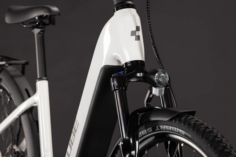 CUBE Nuride Hybrid Performance 720 metallicwhite´n´grey