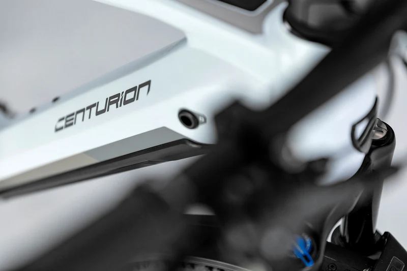 Centurion Lhasa E R2700i EQ