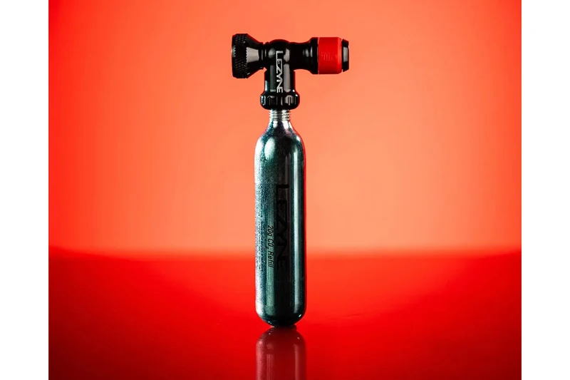 Lezyne Clik Drive CO2 Inflator with 20g CO2 Cartridge