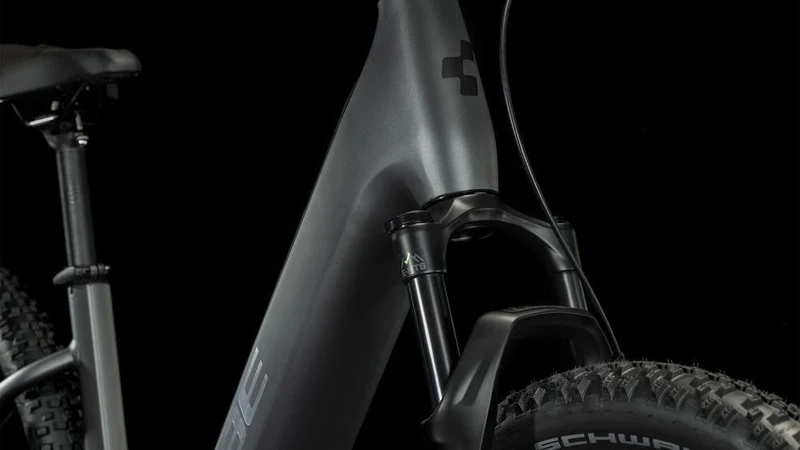 CUBE Reaction Hybrid Race 625 grey´n´metal