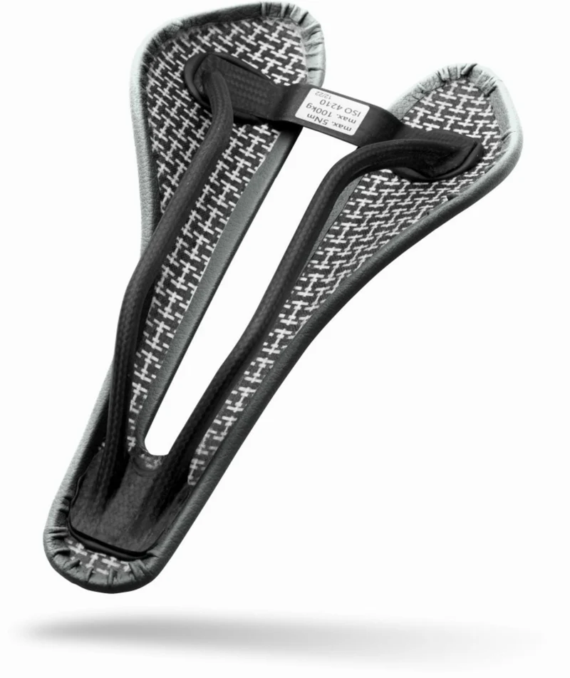Berk Composites Lupina Short Carbon-Sattel silver 132 mm
