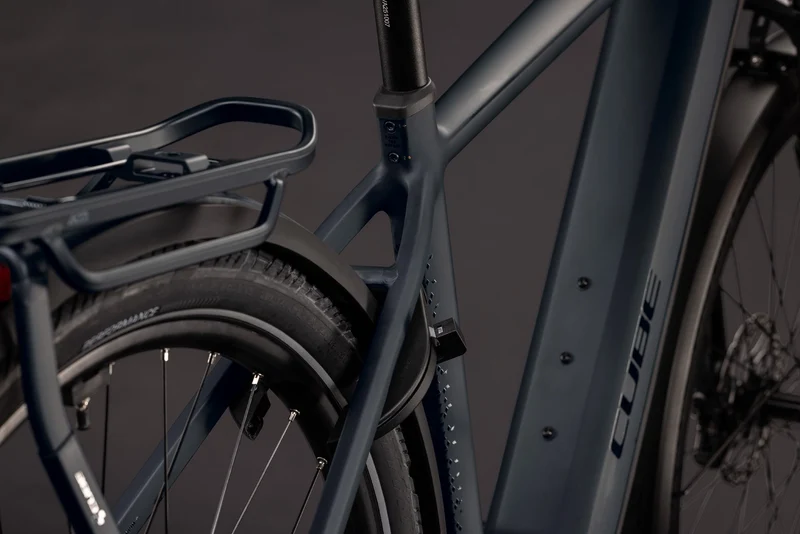 CUBE Kathmandu Hybrid Pro 800 coal´n´black