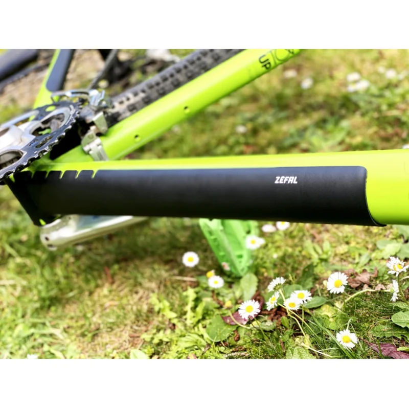 Protection pour cadre vélo VTT et VTTAE DT Armor Zefal