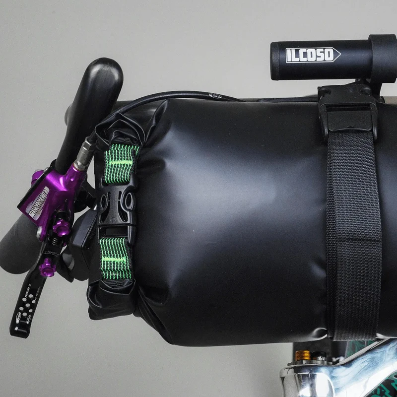 Sacoche de guidon bikepacking Trunk WP Miss Grape