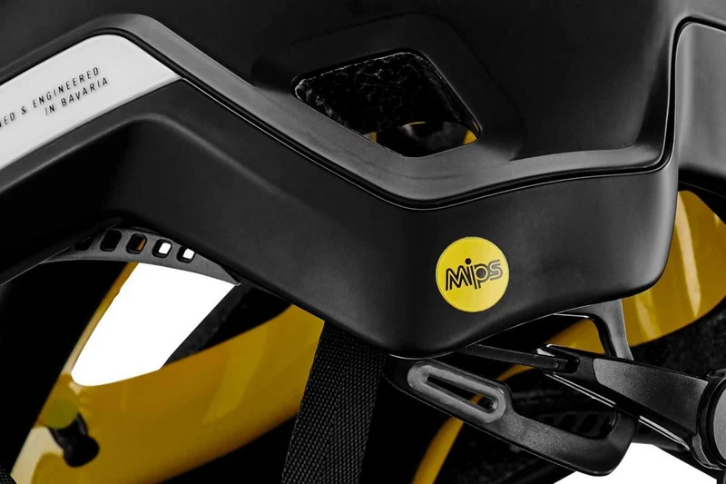 CUBE Helm STROVER white´n´black