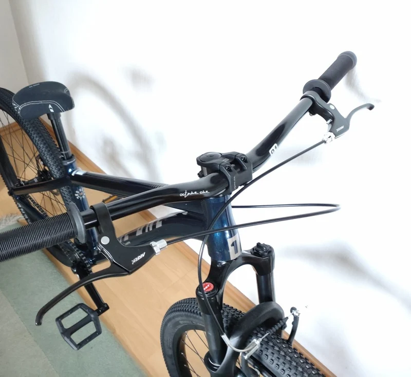 Octane One MELT Dirt Bike blau