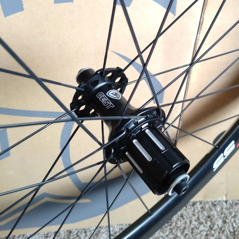 GEST Balance T55/80 CARBON Rennrad Aero Laufradsatz Tubular