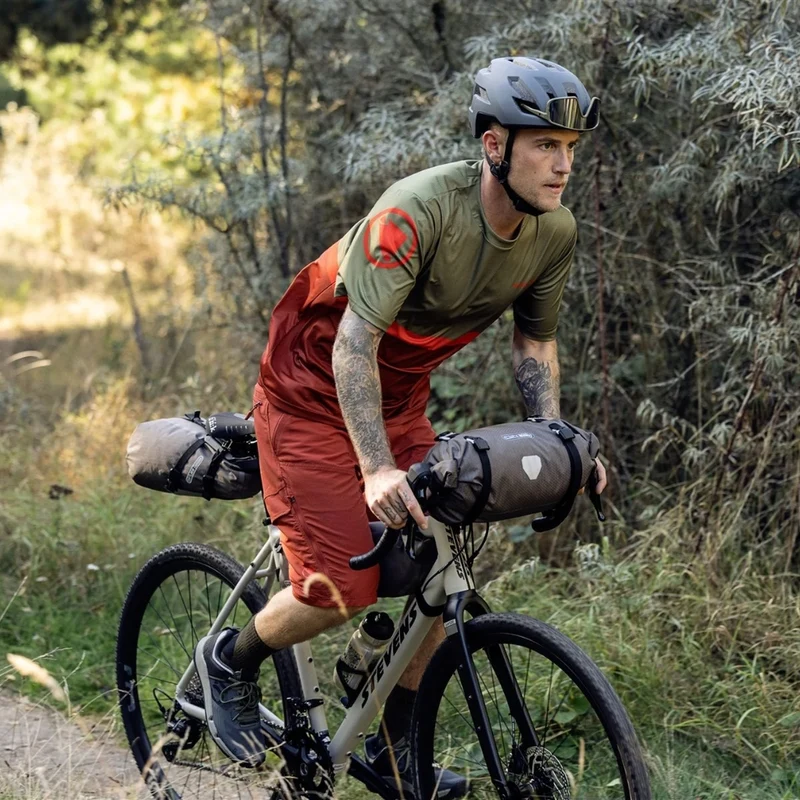Sacoche de guidon Bikepacking Ortlieb Handlebar Pack-Flex 15L fixation Bar-Lock