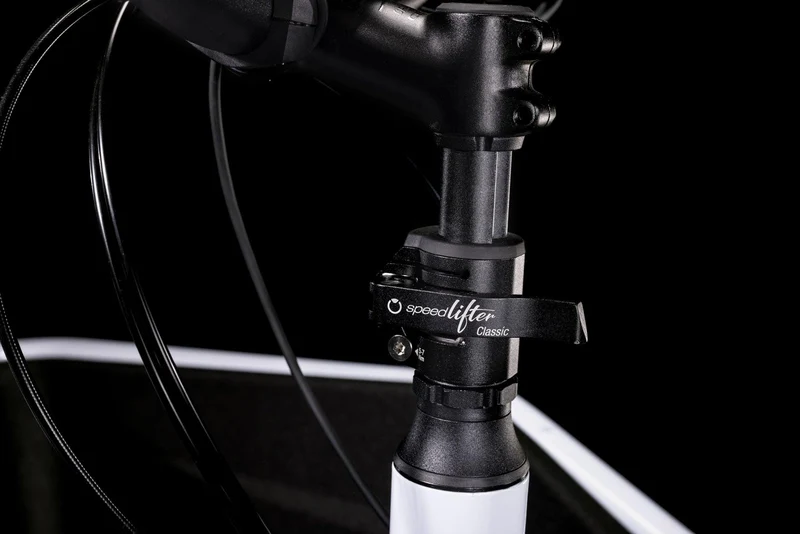 CUBE Cargo Dual Hybrid 1000 flashwhite´n´black