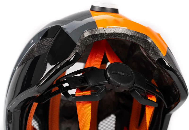 Cube Helm ANT X action team