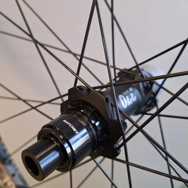 DT Swiss E 1900 SPLINE 27.5" Hinterrad Boost SRAM XD Centerlock