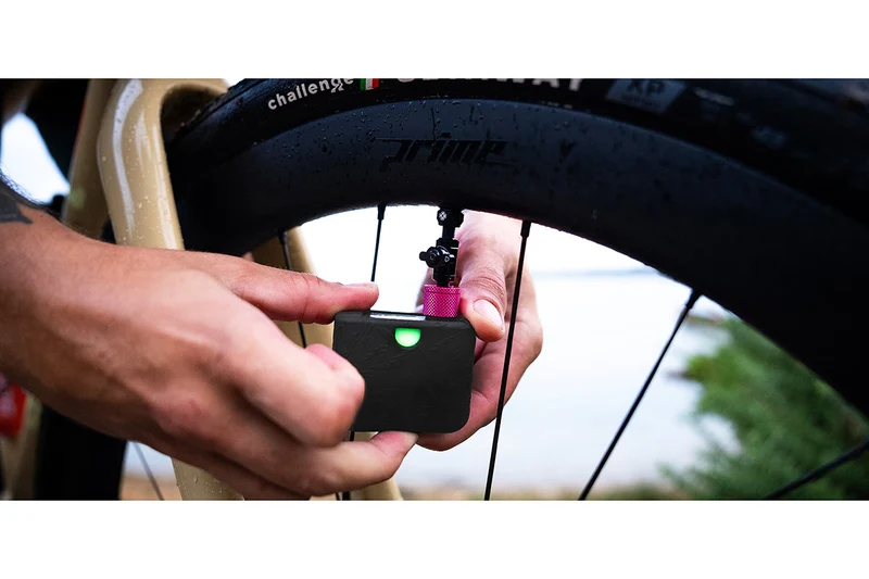 Muc-Off Airmach Electric Mini Inflator
