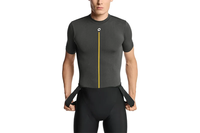 Assos Spring Fall 2/3 Skin Short Sleeve Base Layer P1