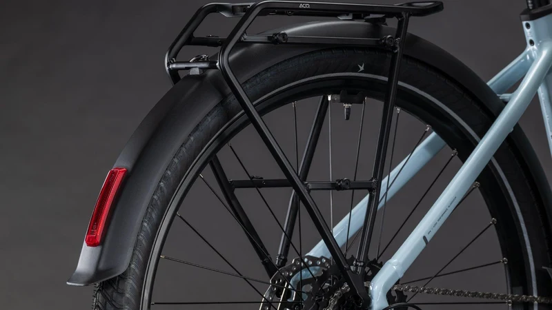 CUBE Touring Hybrid ONE 600 glacier´n´reflex
