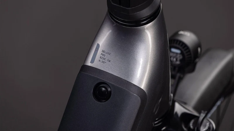 CUBE Supreme Hybrid Deluxe Pro 600 quicksilver´n´grey