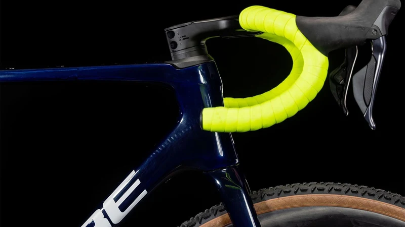 CUBE Cross Race C:68X TE liquidblue´n´flashyellow