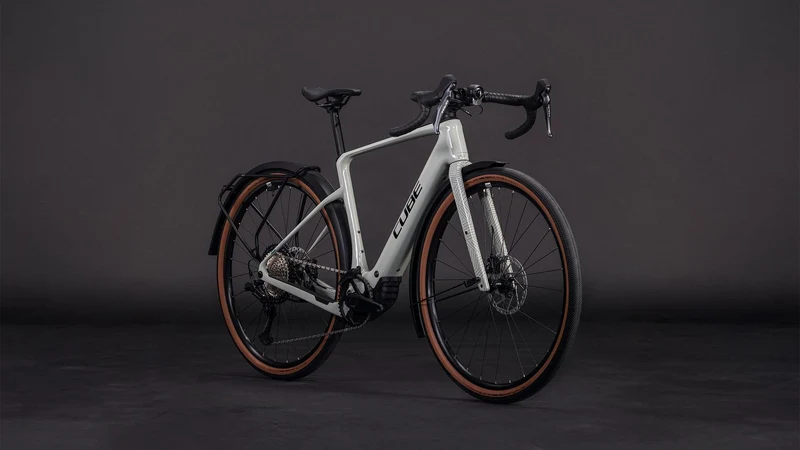 CUBE Nuroad Hybrid C:62 Race 400X FE reedbeige´n´black