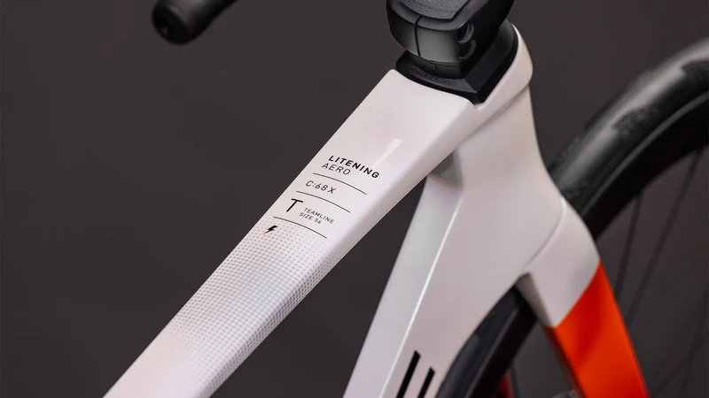 CUBE Litening AERO C:68X Race teamline