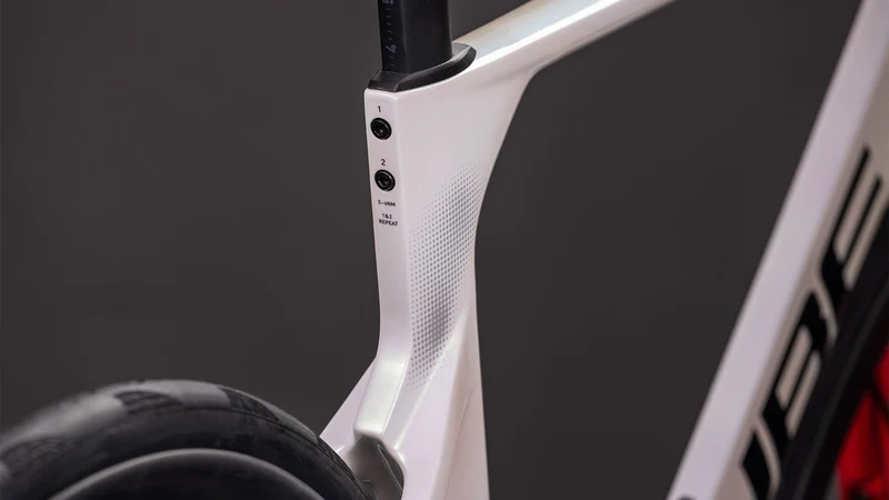 CUBE Litening AERO C:68X Race teamline
