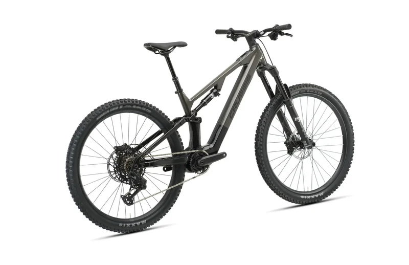 Crussis ONE-Full 11.11 800 grey/black 2026
