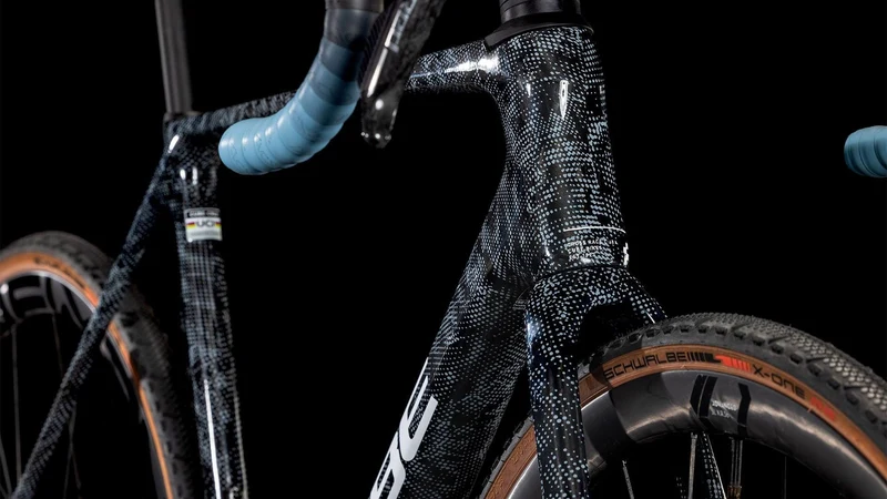 CUBE Cross Race C:68X SLT matrixblack´n´blue