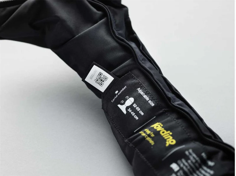 Hövding Airbag 3 Helm inkl. Schal schwarz