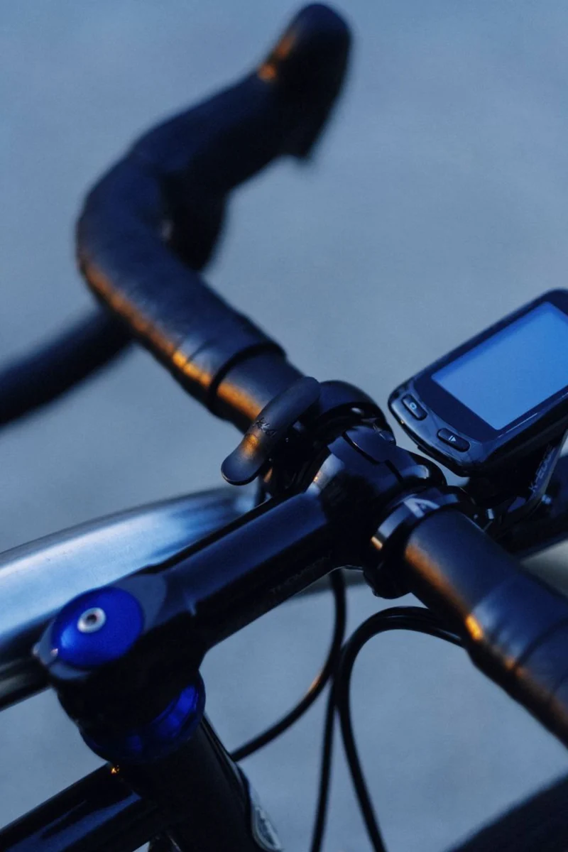 Knog Oi Prima Fahrradklingel anthracite/black