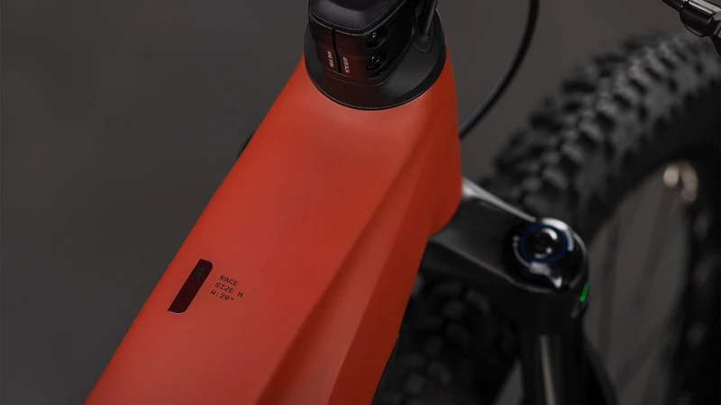 CUBE Reaction Hybrid Race 800 amber´n´black