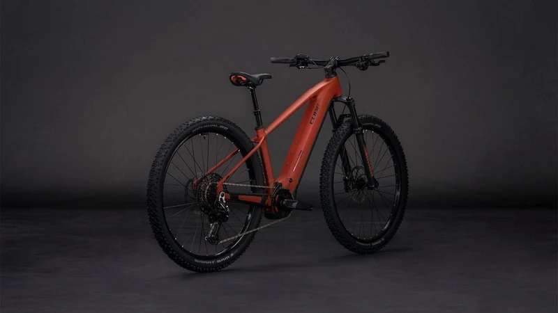 CUBE Reaction Hybrid Race 800 amber´n´black