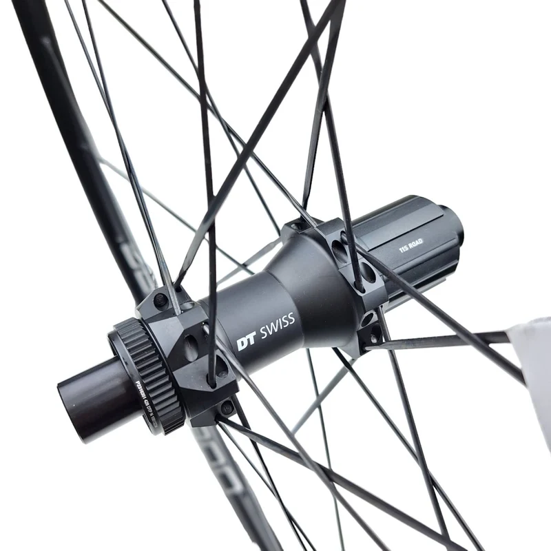 DT Swiss Laufradsatz E1800 SPLINE 23 DB 28 Zoll Rennrad Shimano