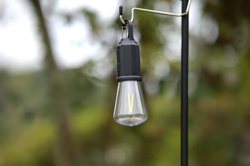Campinglampe mit Karabiner, wiederaufladbar – Lichtquelle 2 Stück weiche Lichtleisten, Gewicht 55 g