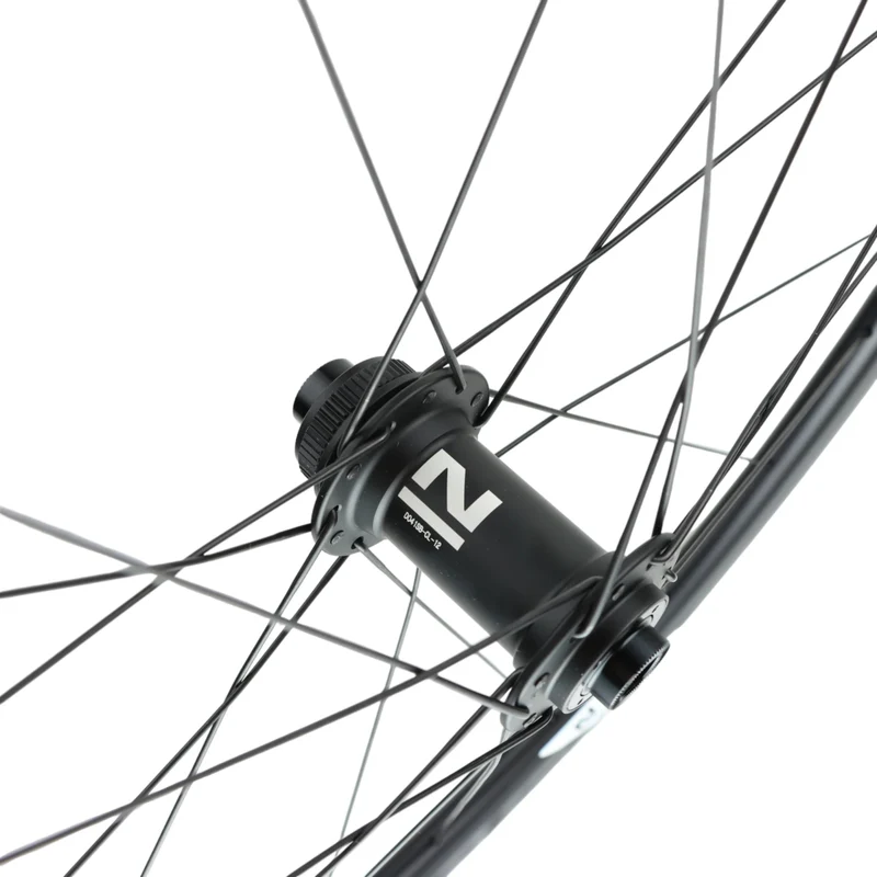 Novatec 30 Thirty Disc Vorderrad 12x100 mm Centerlock Tubeless