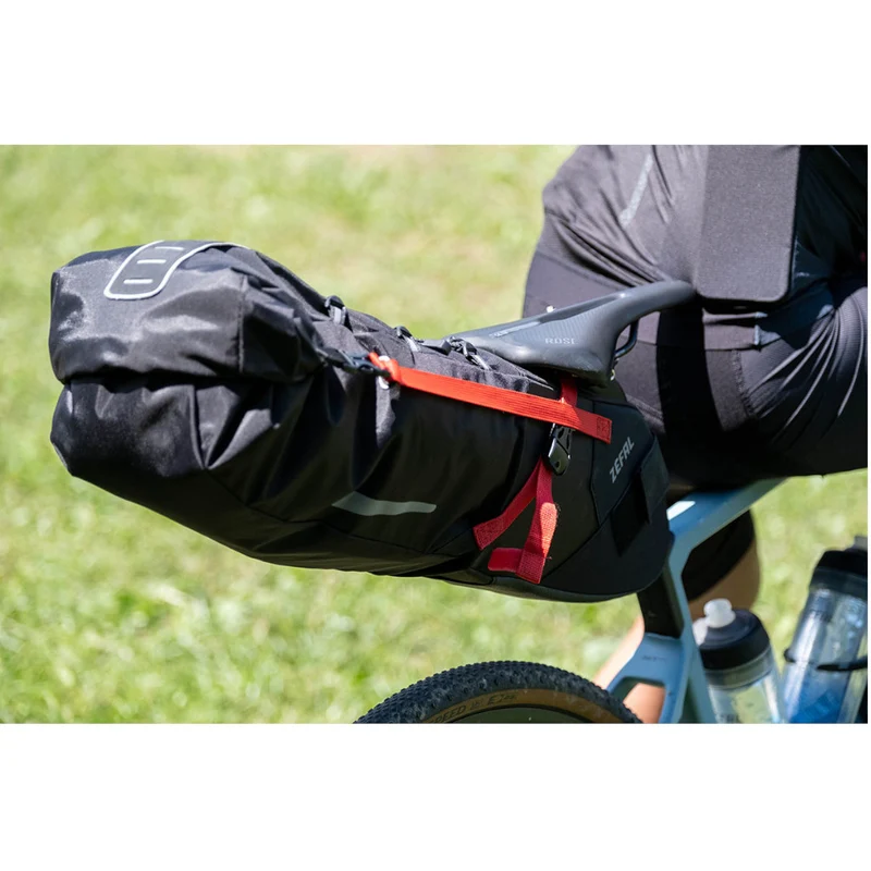 Sacoche de selle bikepacking Zefal Z Adventure R17L