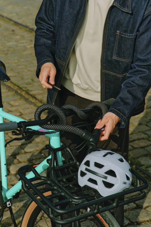 Abus Kettenschloss Yarnit 4004K/140 Schwarz