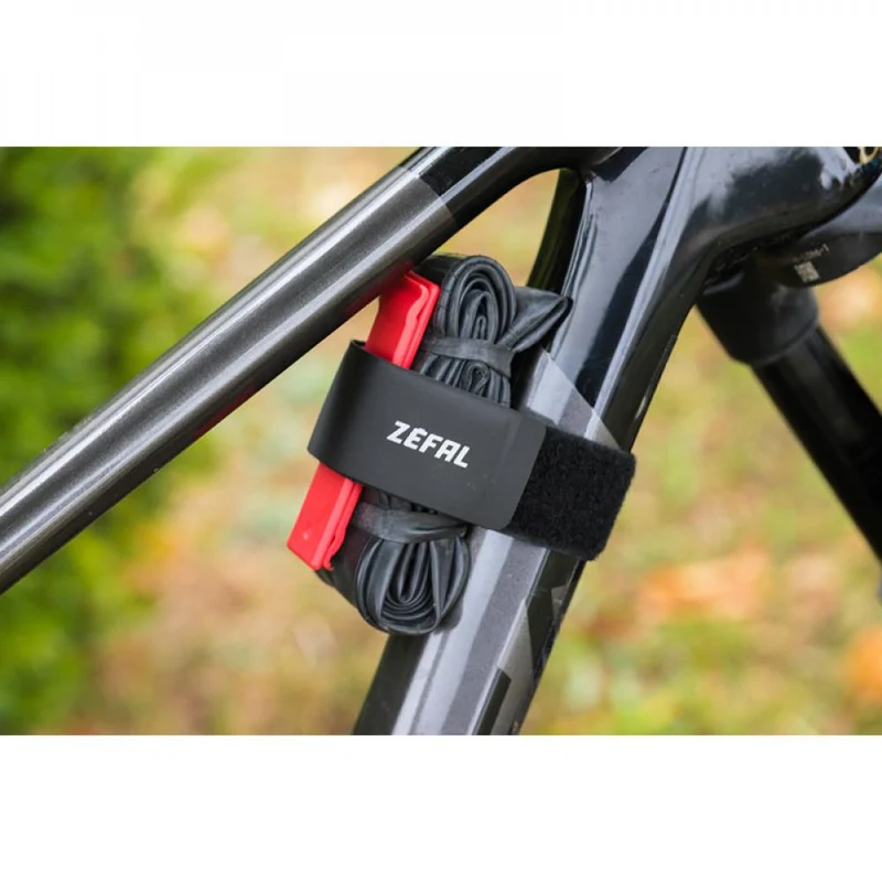 Zéfal Schlauchhalter Tube Strap mit Reifenheber One Size - sichere Befestigung am Rahmen - Befestigungsadapter