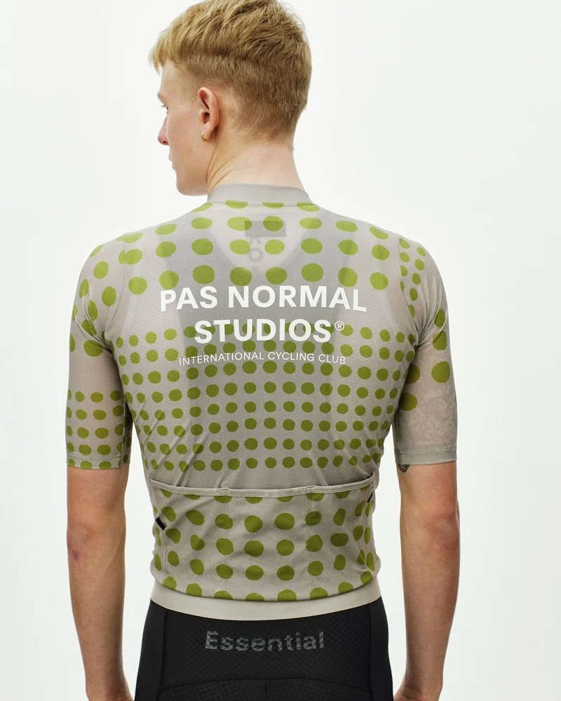 Pas Normal Studios Essential Kurzarm Trikot Herren Punkt Bone