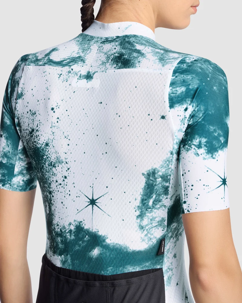 Assos Uma GT Trikot S11 Raum Reise Stiftung Grün